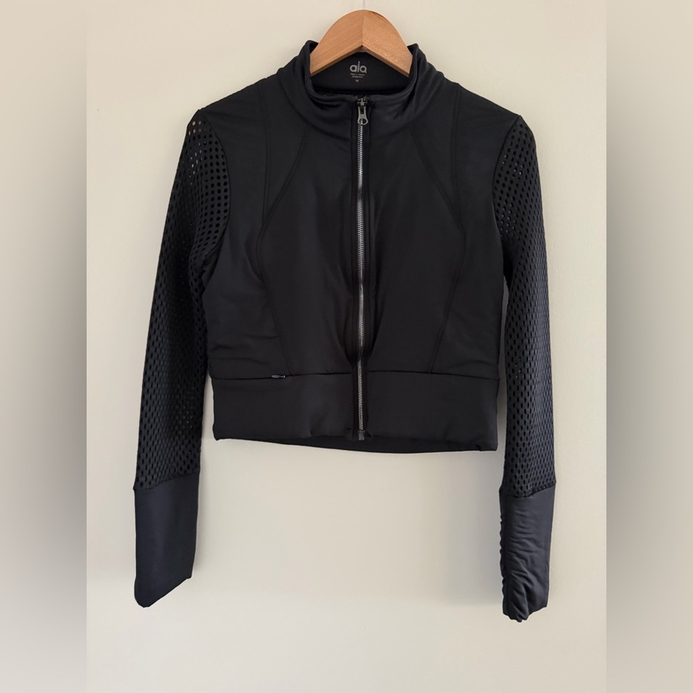 ALO Yoga Black Bomber Jacket with Mesh Sleeves and Back Size Medium - Picture 3 of 7